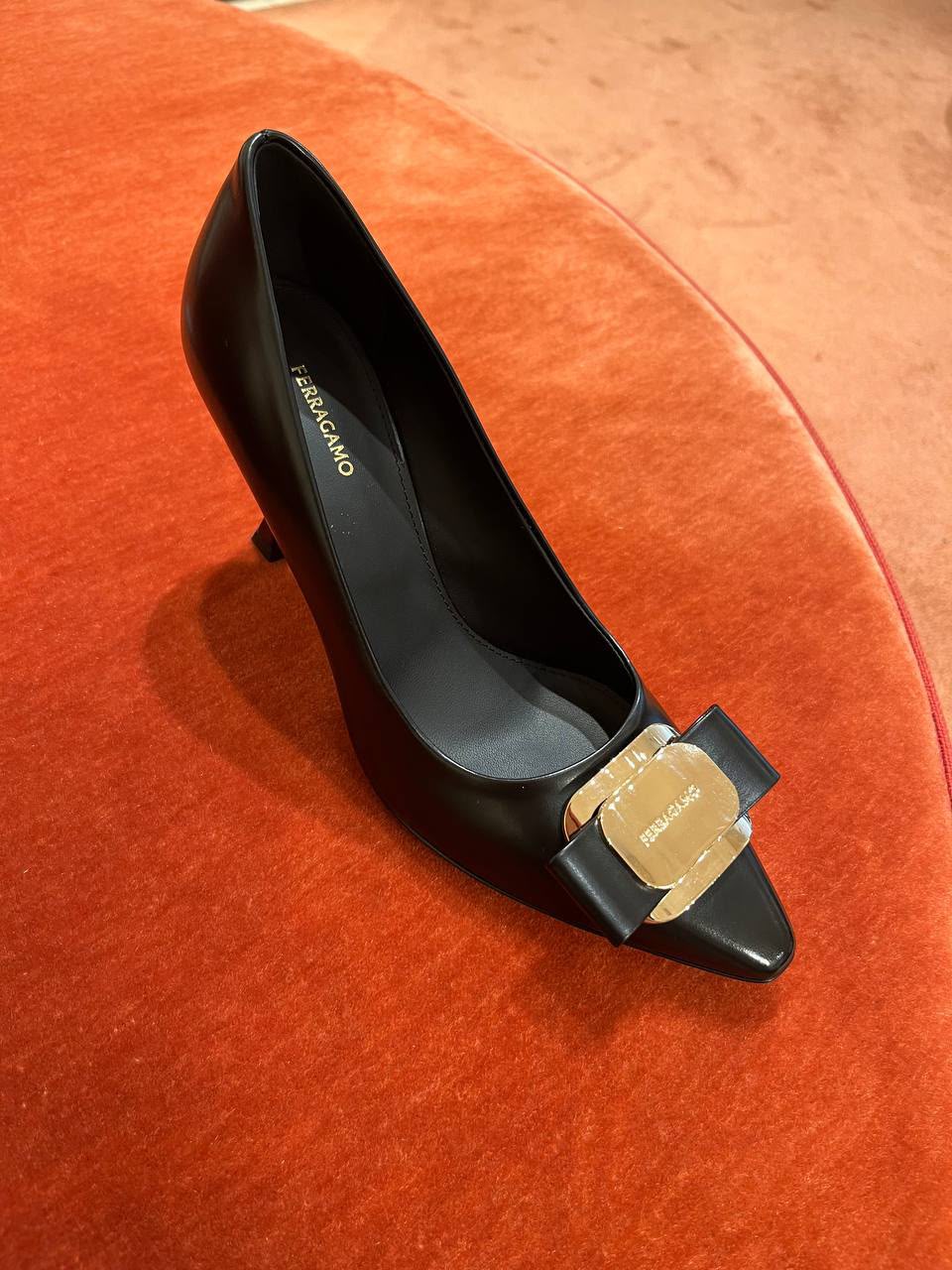 Vara Bow Pump