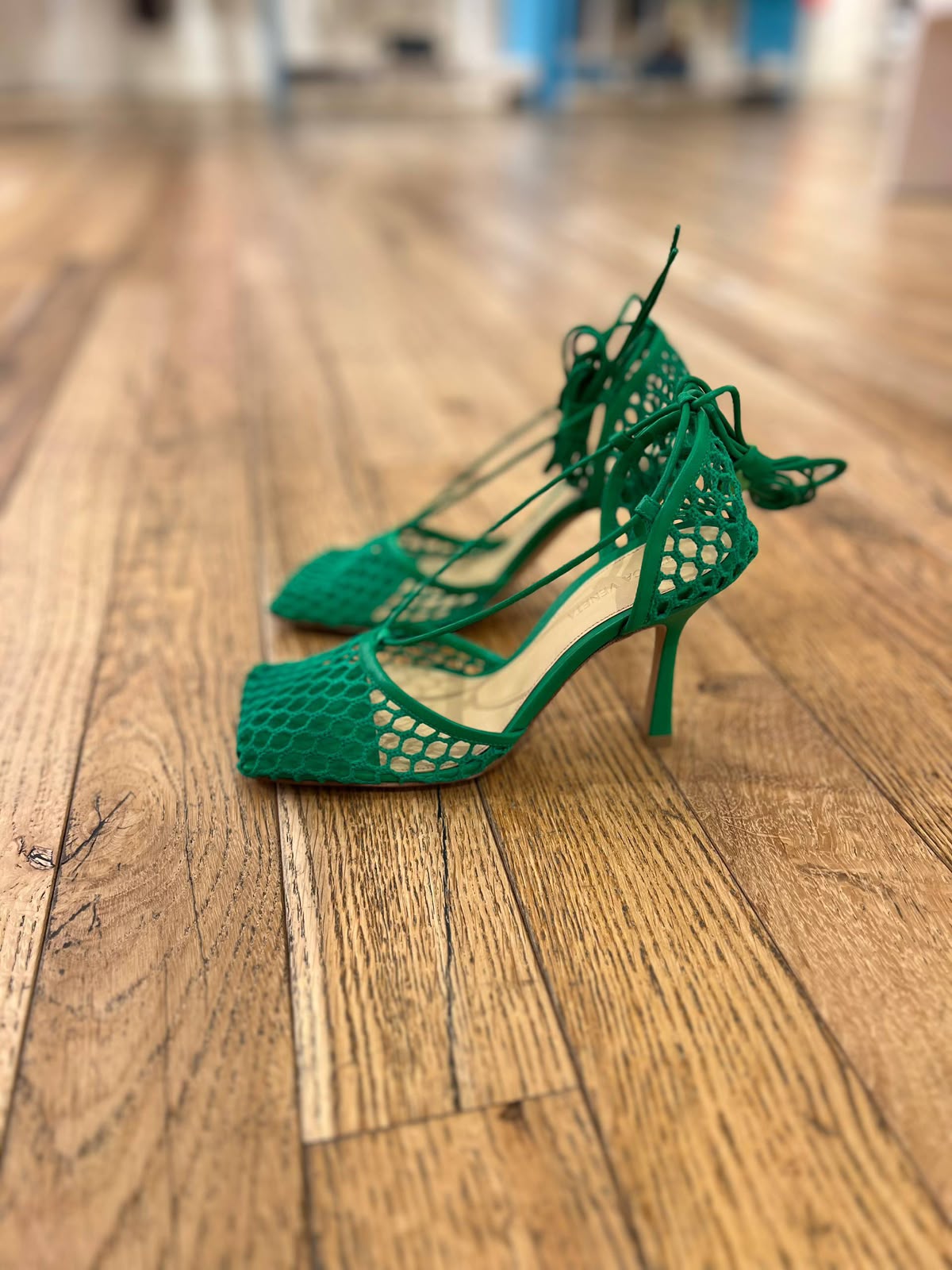 Stretch Mesh Lace-Up Pumps