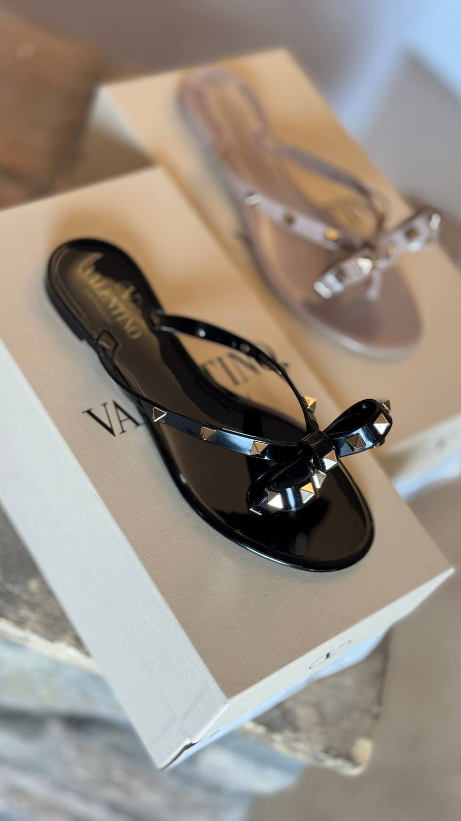Valentino Garavani Rockstud Jelly Flip Flops