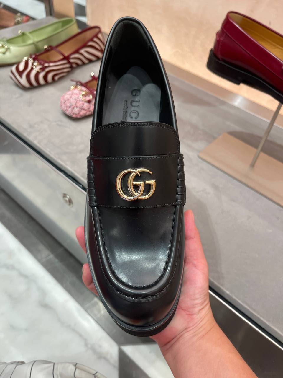Double G leather loafer