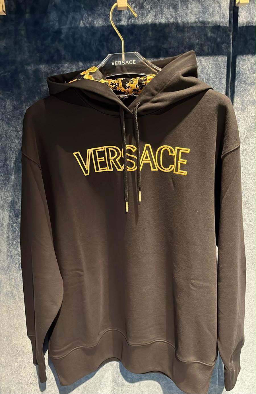 Logo Hoodie with Barocco Print Lining