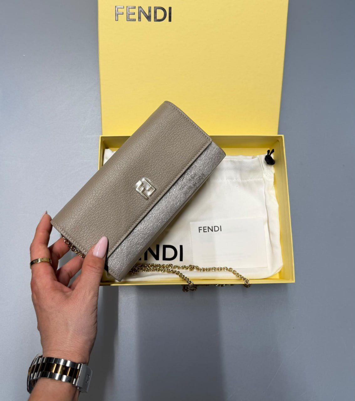 Continental Wallet with Chain