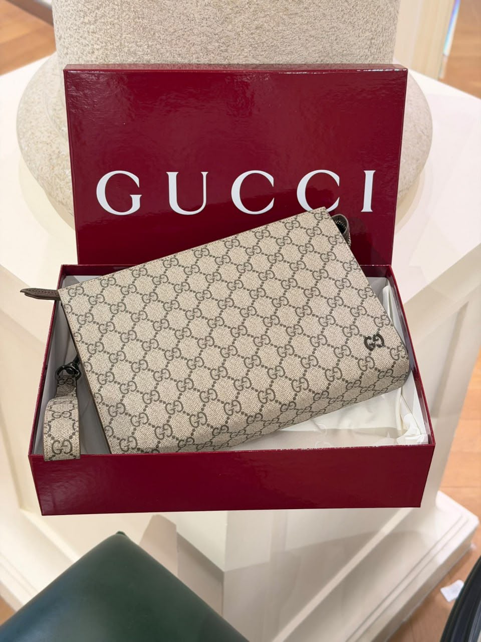GG Supreme Pouch