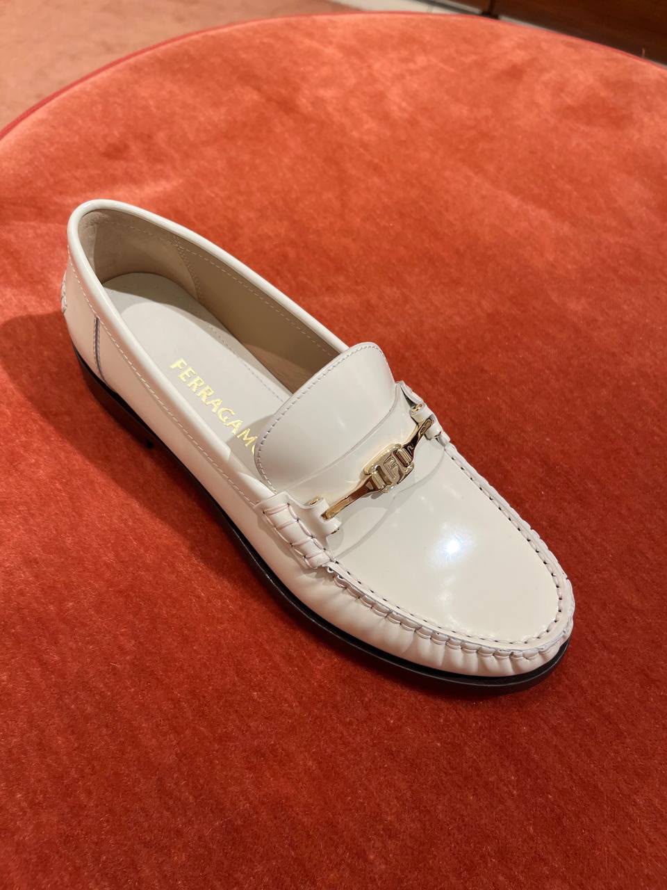 Ferragamo Gancini Loafer