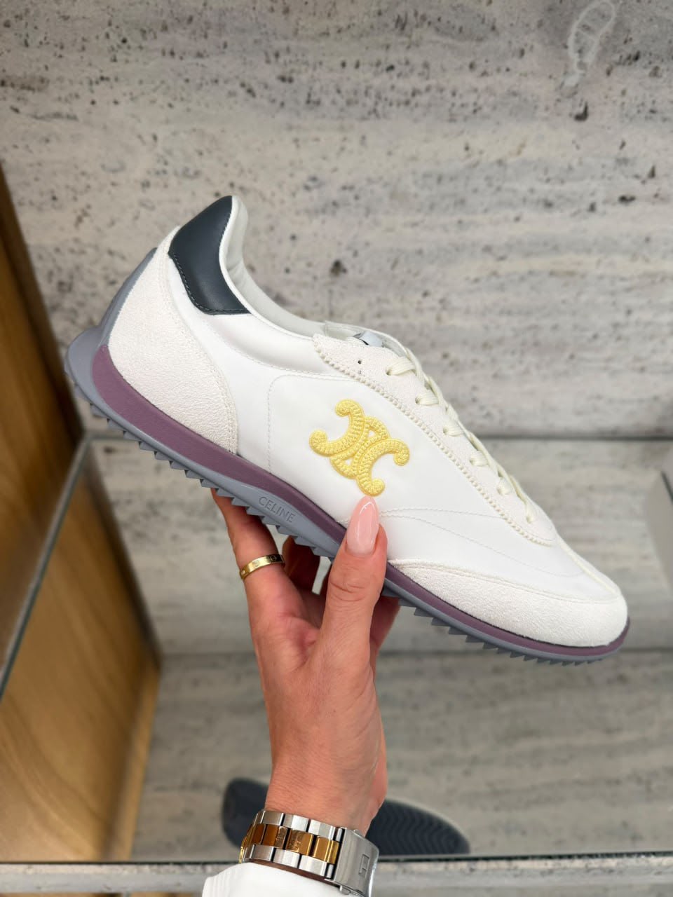 Runner Lace-Up Low Top Sneakers