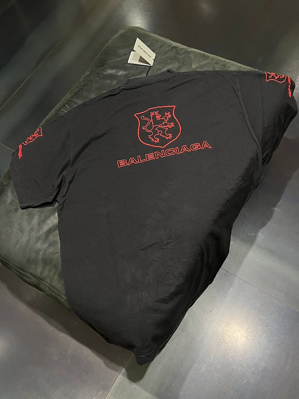 Crest Logo T-Shirt