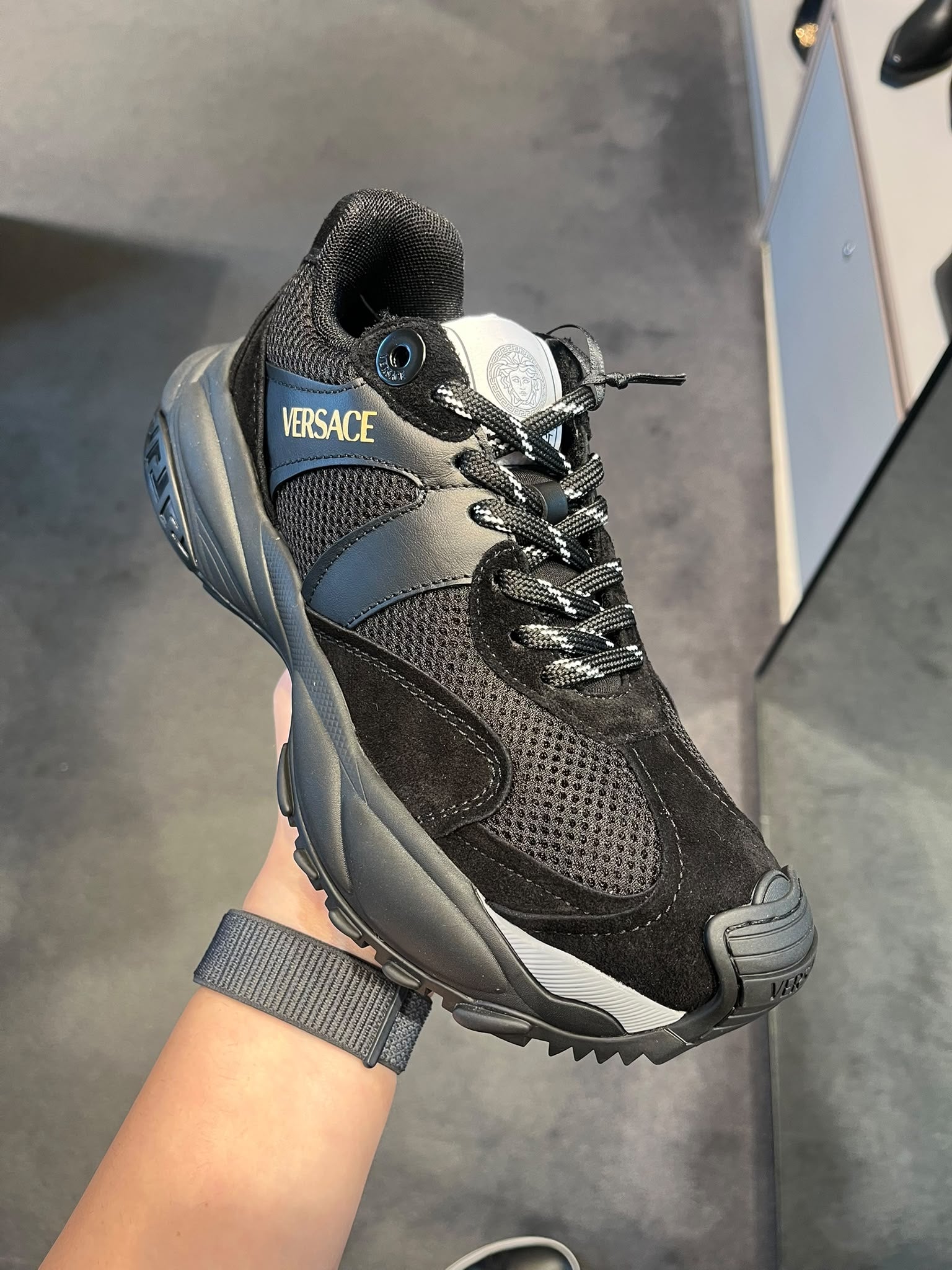 Trigreca Sneakers