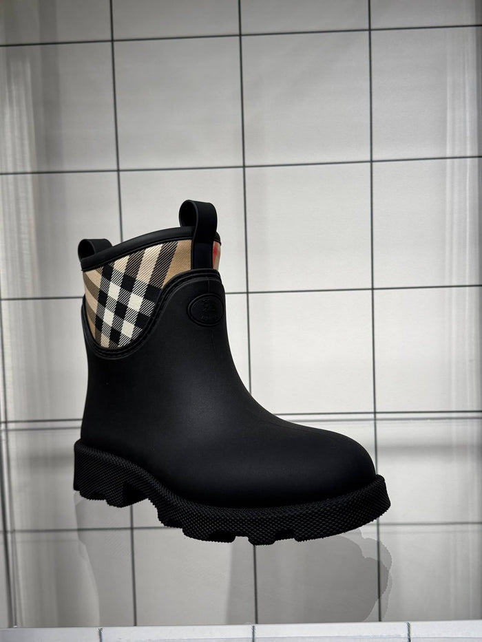 Check Detail Rubber Rain Boots