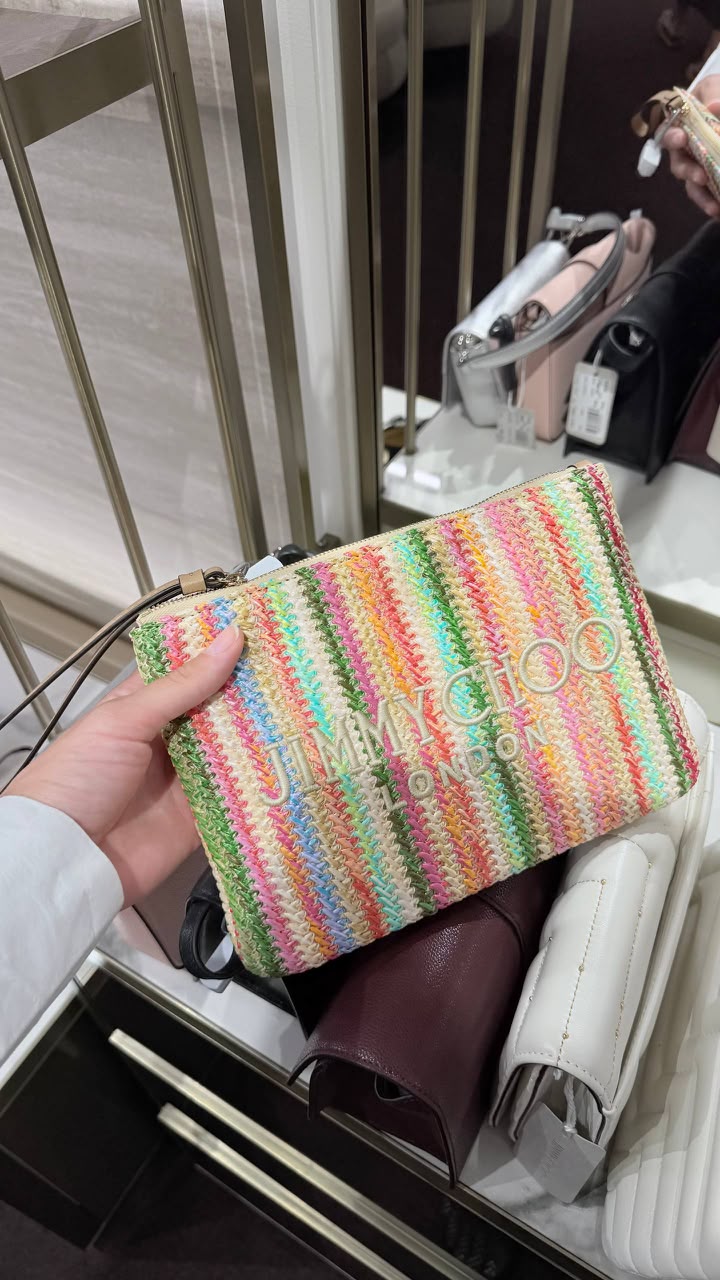 Varenne Clutch in Multicolor Raffia