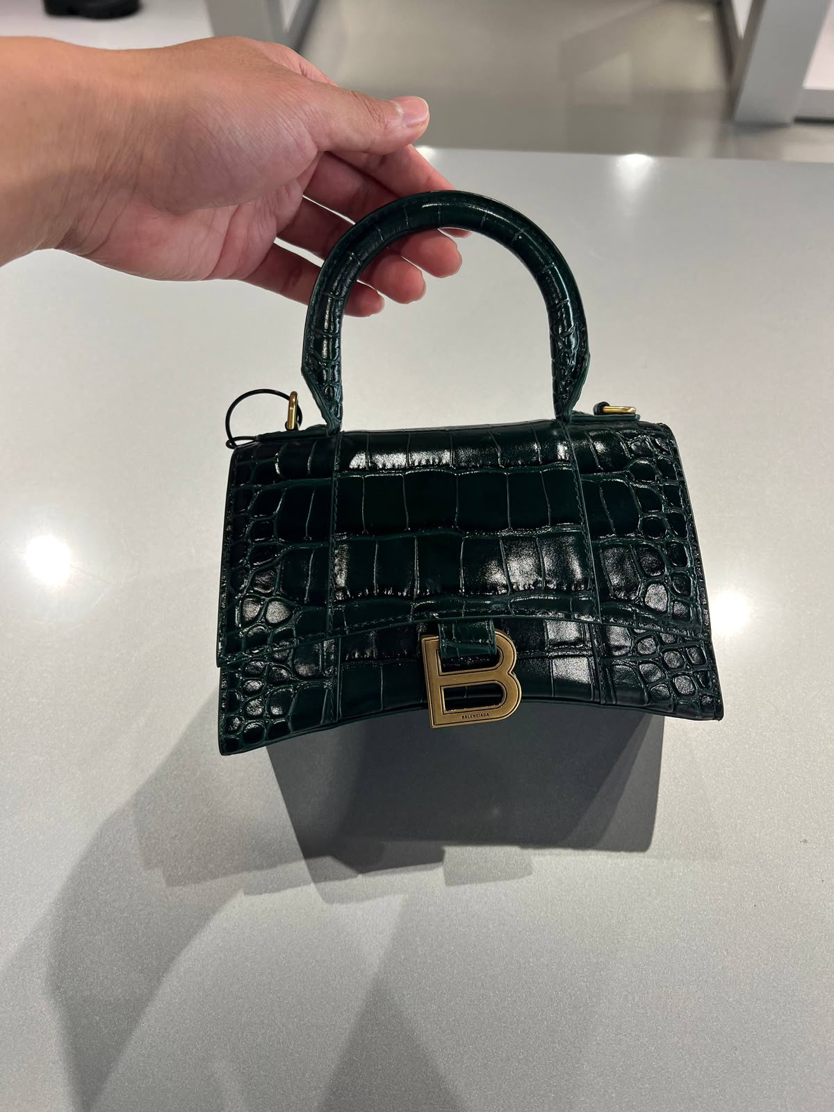 Hourglass Top Handle Bag