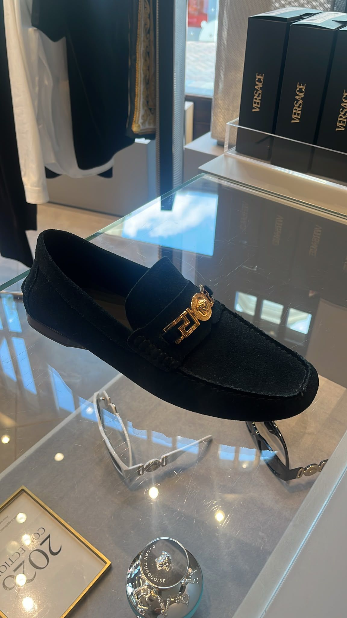 La Medusa Leather Loafers