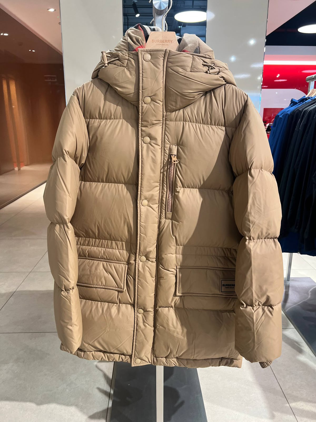 Detachable Hood Down-filled Puffer Jacket