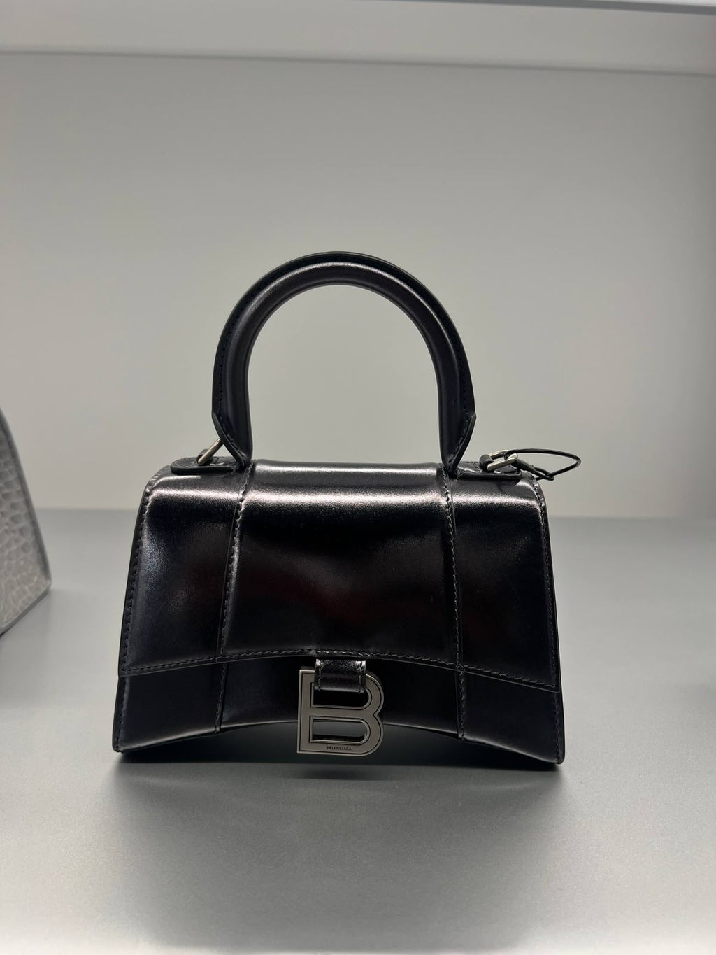 Hourglass Top Handle Bag
