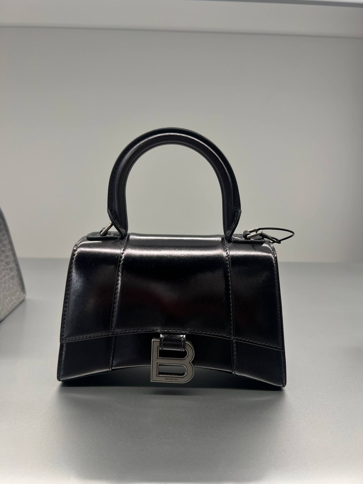 Hourglass Top Handle Bag