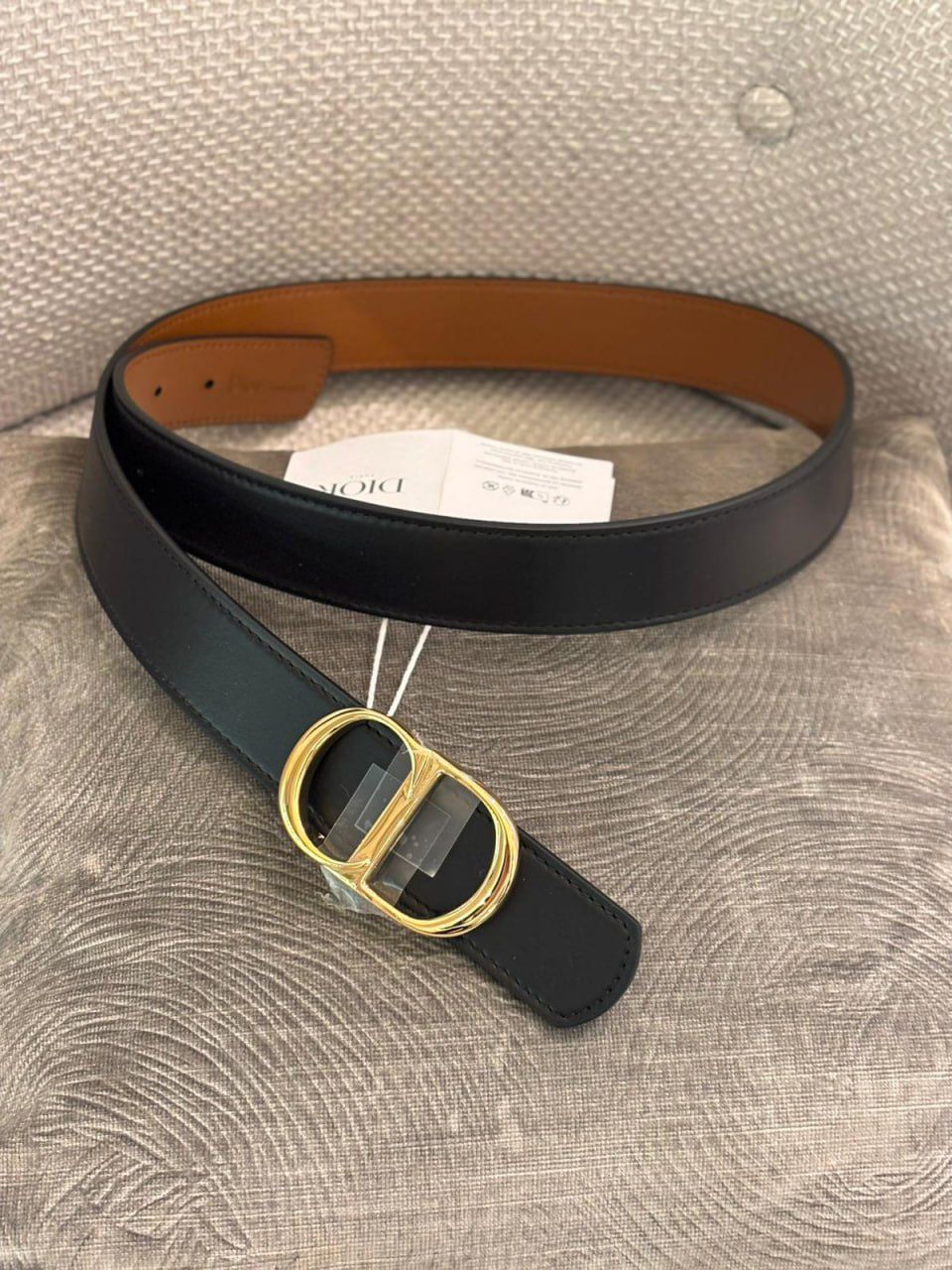 30 Montaigne Belt