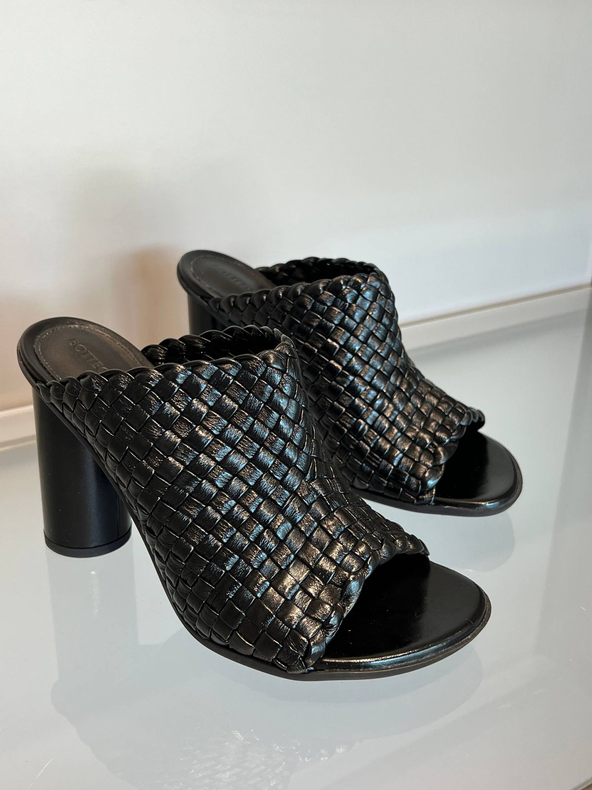 Intrecciato Leather Mules