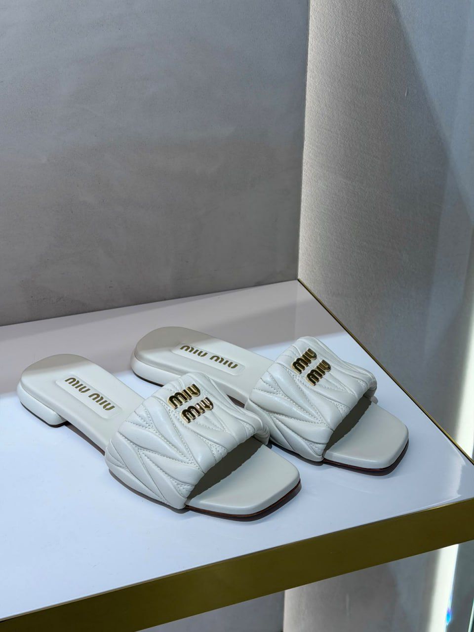 Matelassé Nappa leather slides