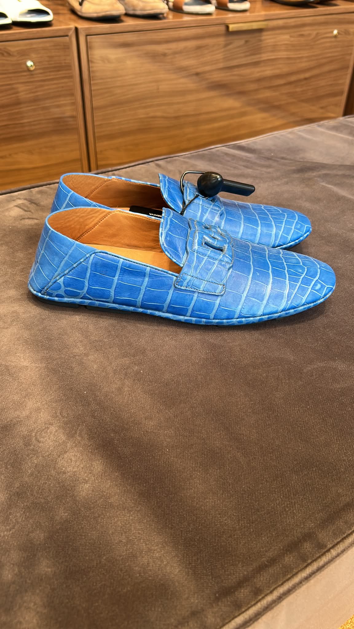 Crocodile-embossed leather loafers