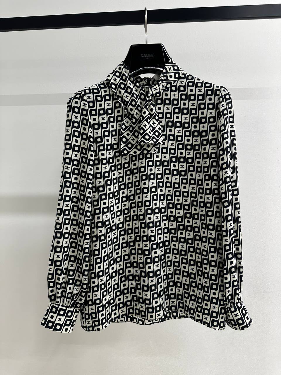 Pussy-bow blouse in printed silk
