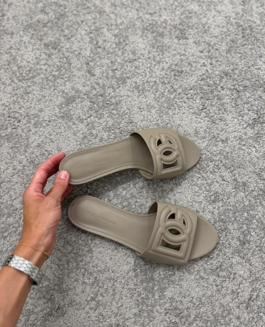 DG Logo Slide Sandals in Rubber