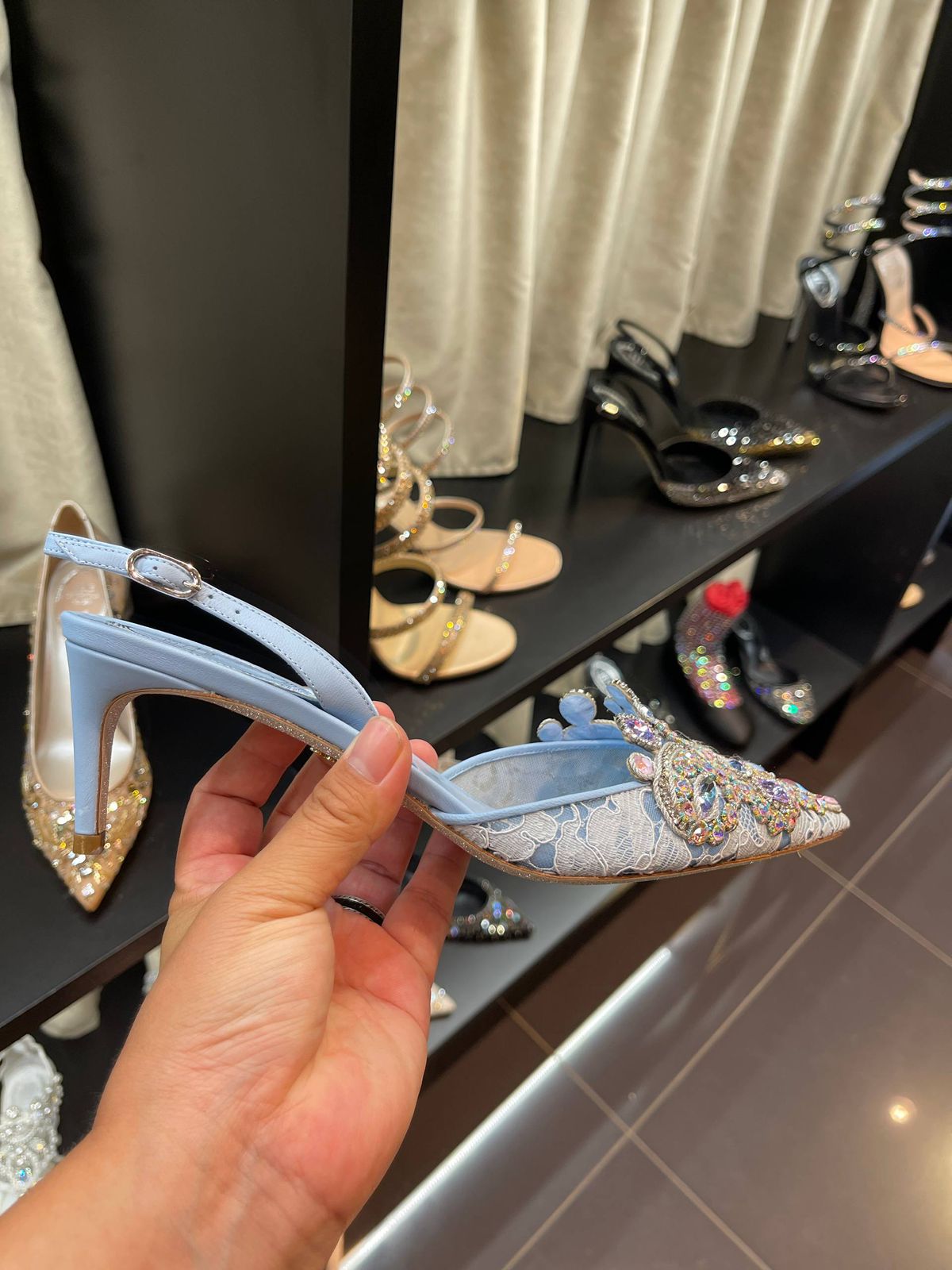 Hangisi Lace Slingback Pumps