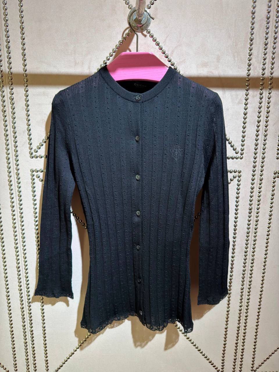 Ribbed knit cardigan with lace trim