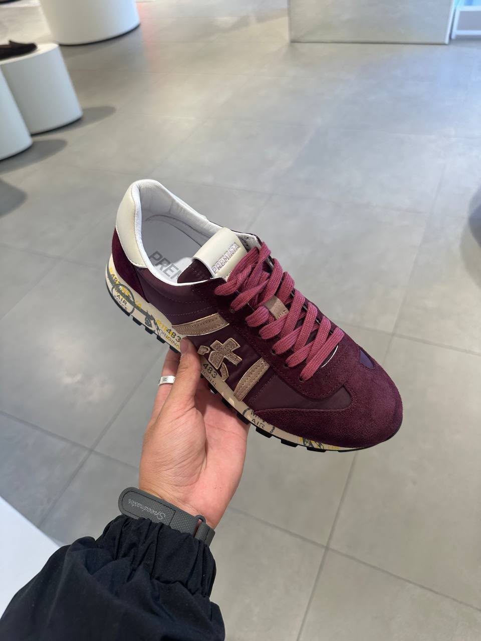 Eric Sneakers