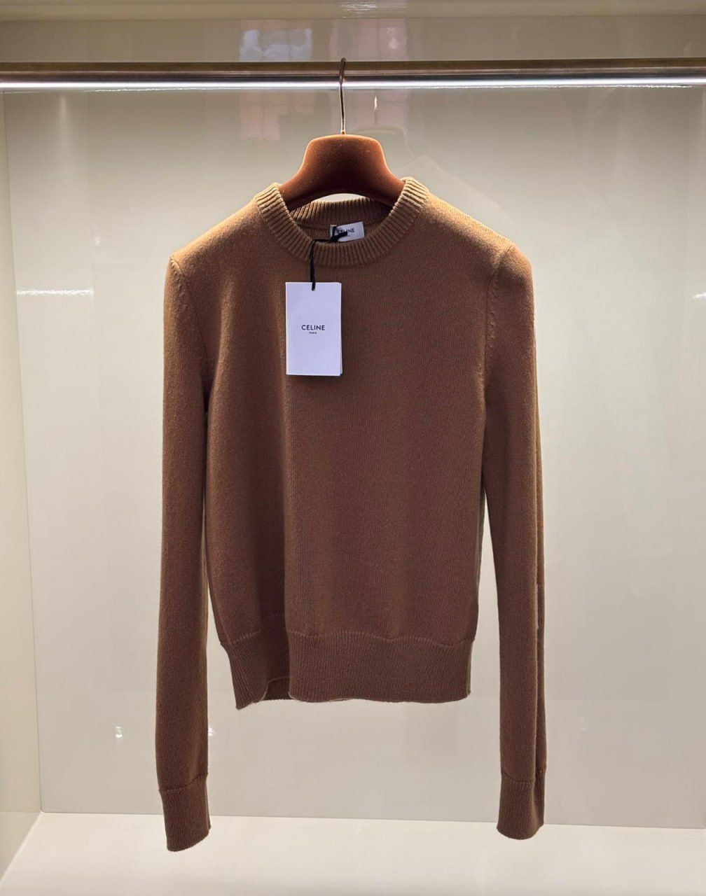 Classic Crew Neck Sweater in Cashmere
