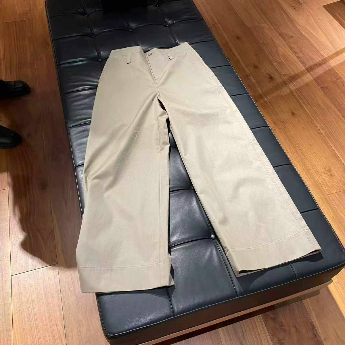 Wide-leg chino trousers