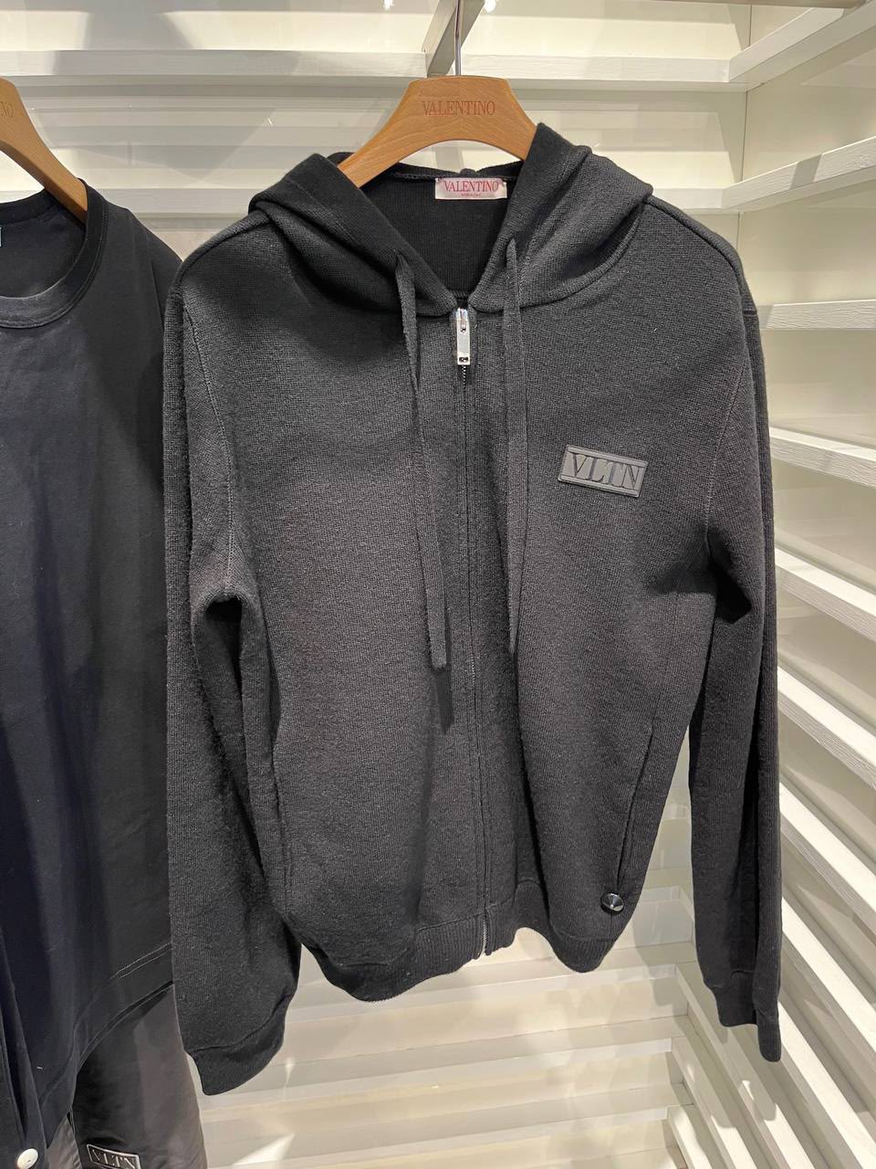VLTN Logo-Patch Zip-Up Hoodie