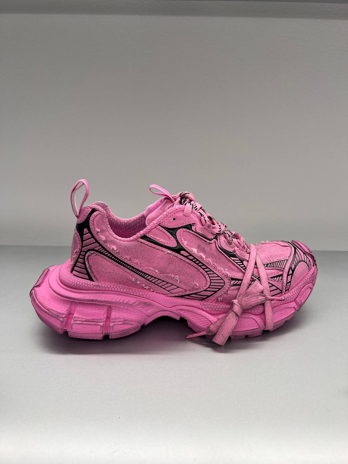 Women's Cargo Sneaker