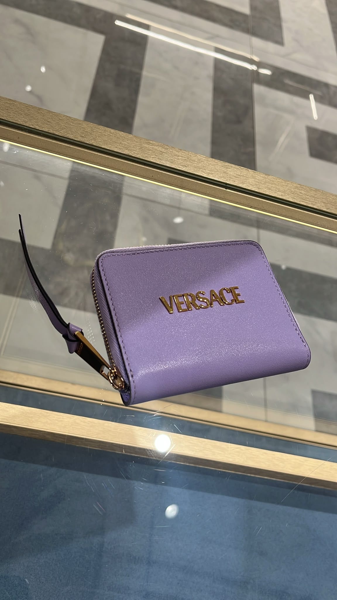 Logo Zip-Around Wallet
