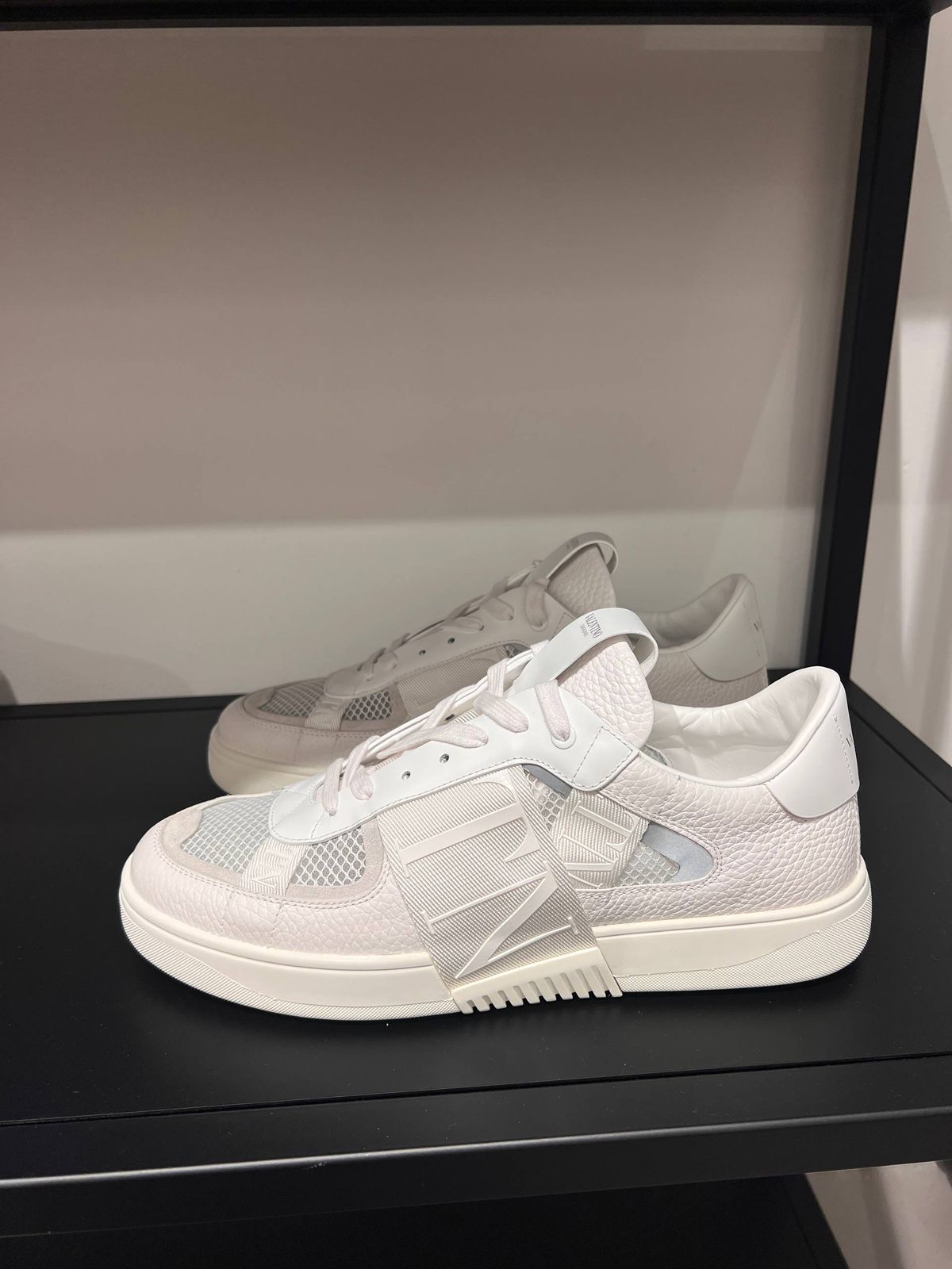 Valentino Garavani One Stud Low-Top Sneaker