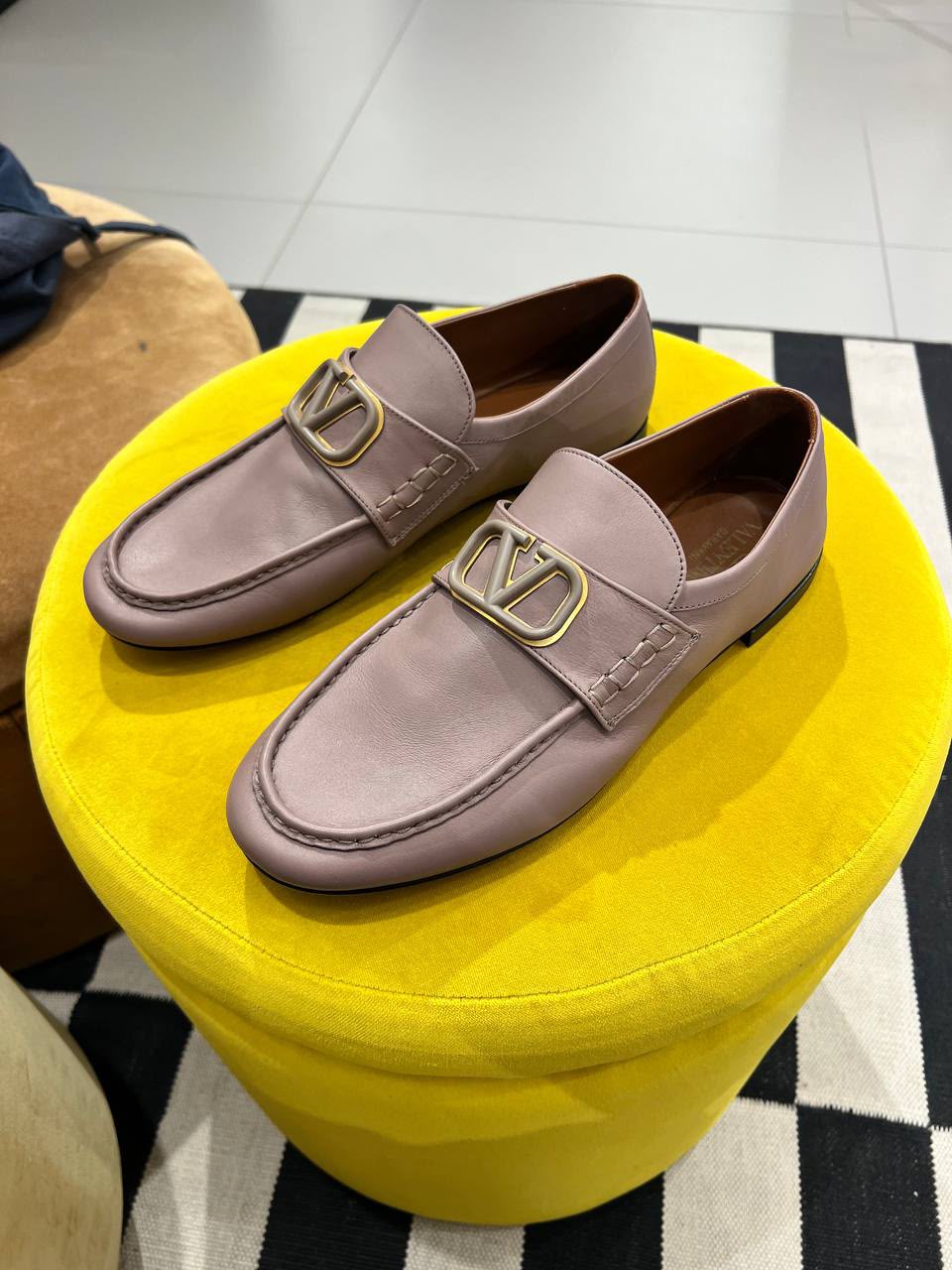 VLogo Signature Loafer