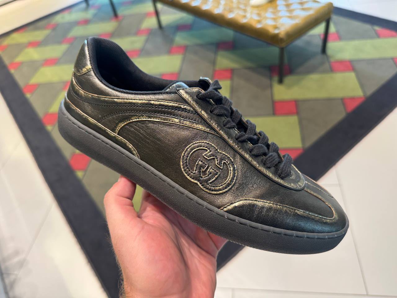 Interlocking G Metallic Leather Sneaker