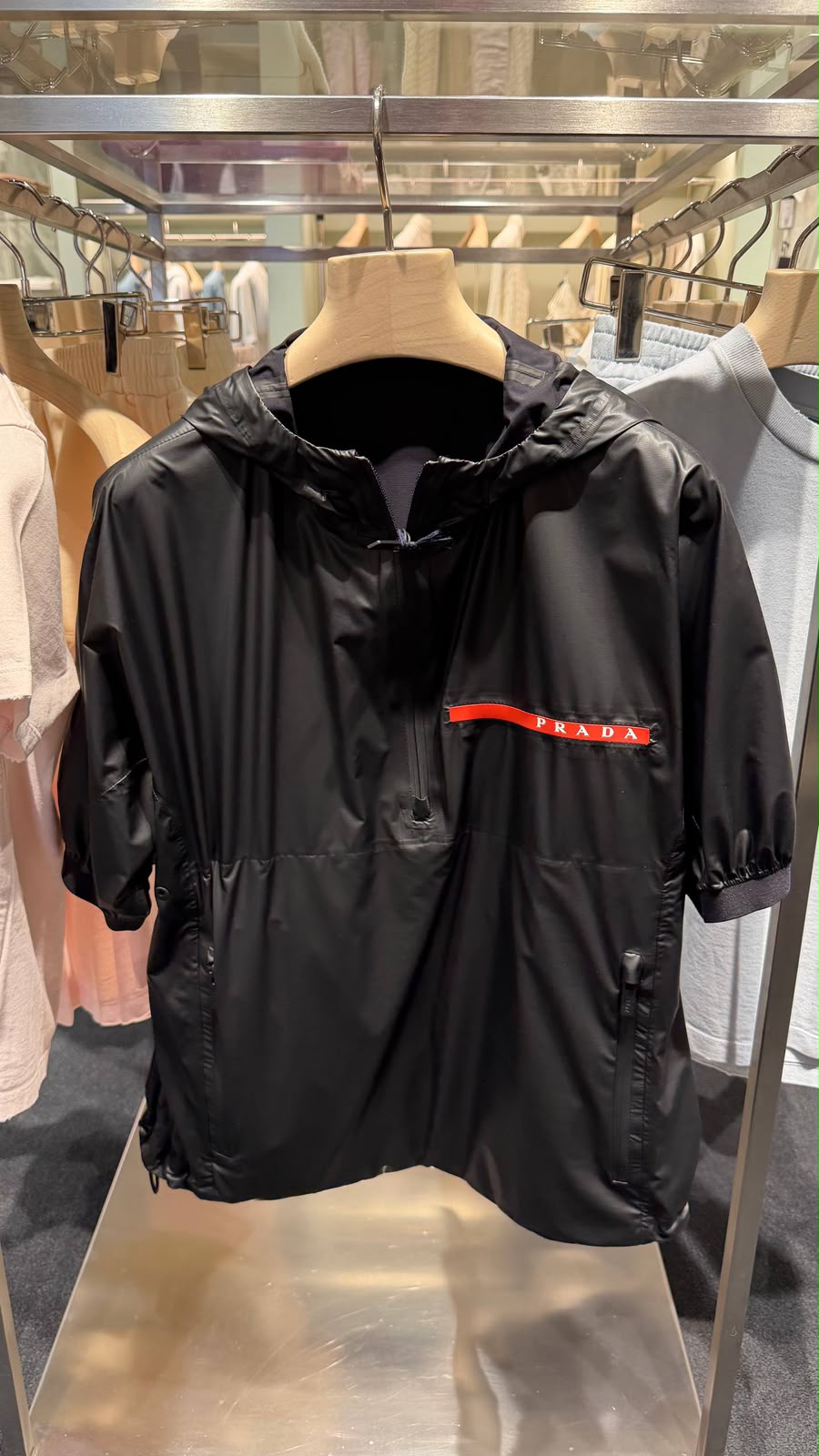 Short-sleeved Re-Nylon anorak