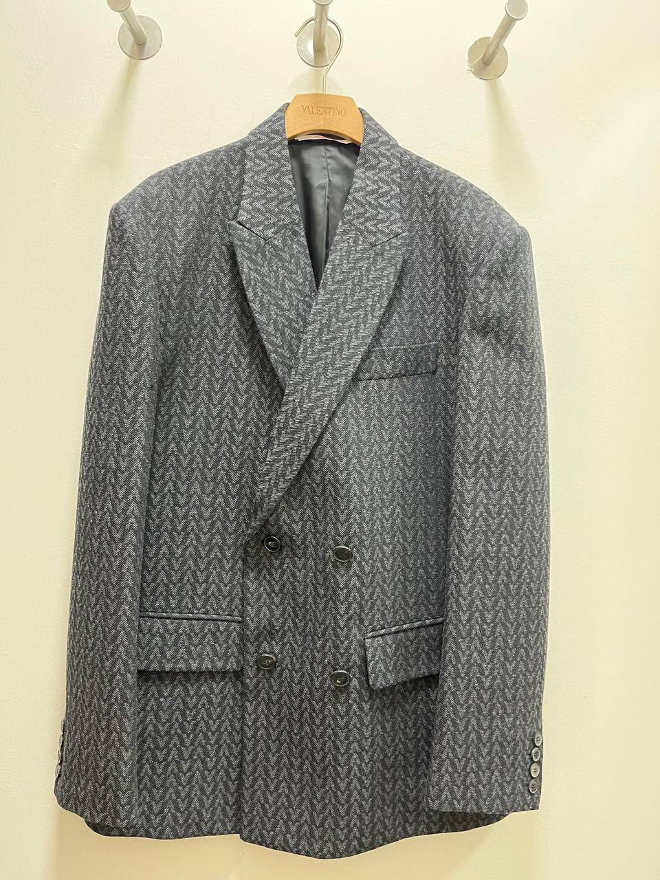 VLogo Signature Double-Breasted Blazer