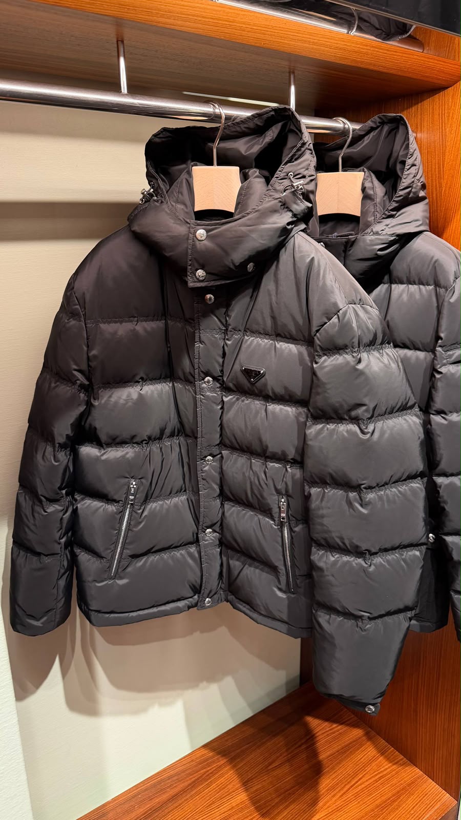 Re-Nylon hooded puffer jacket