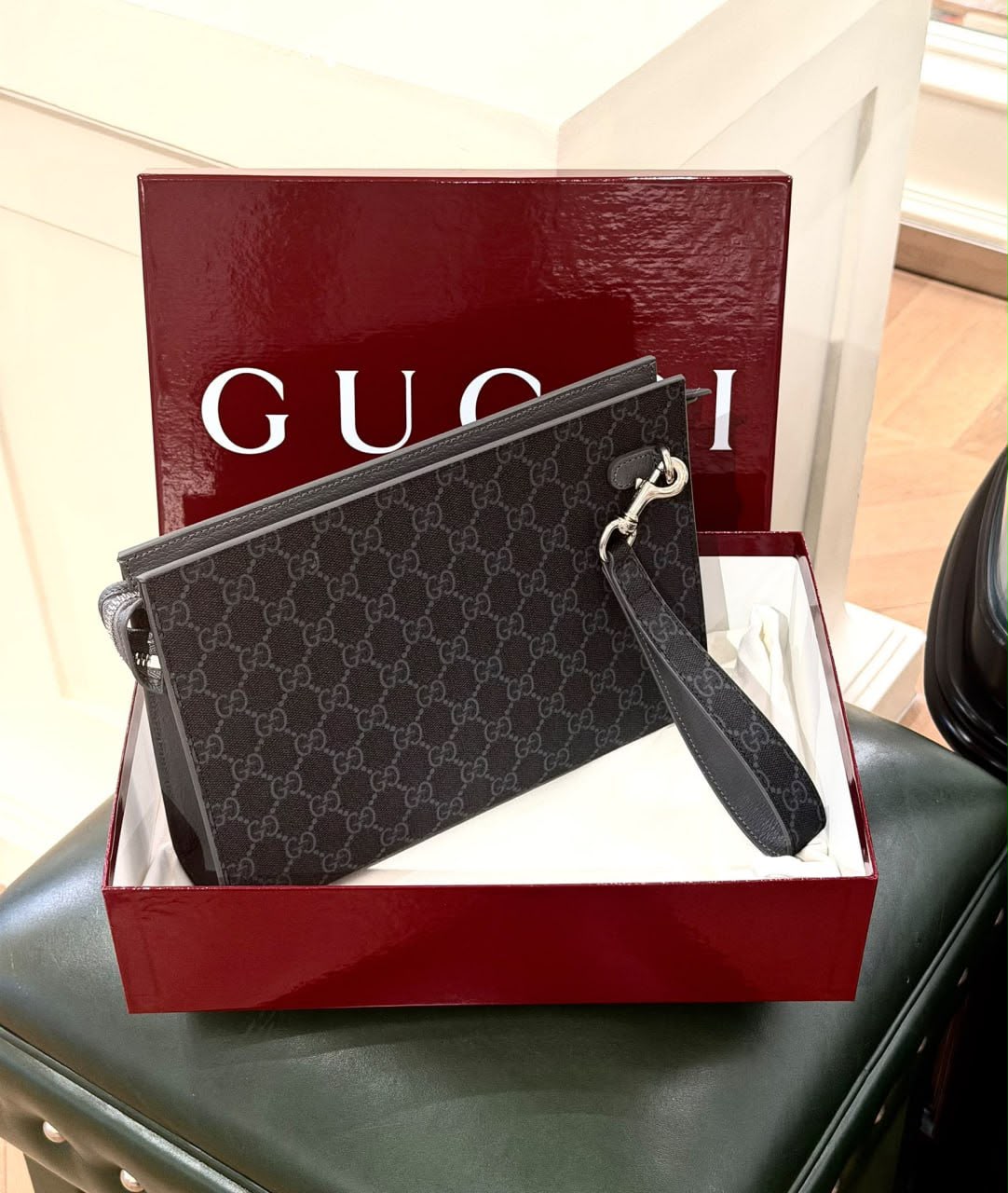 GG Supreme Pouch