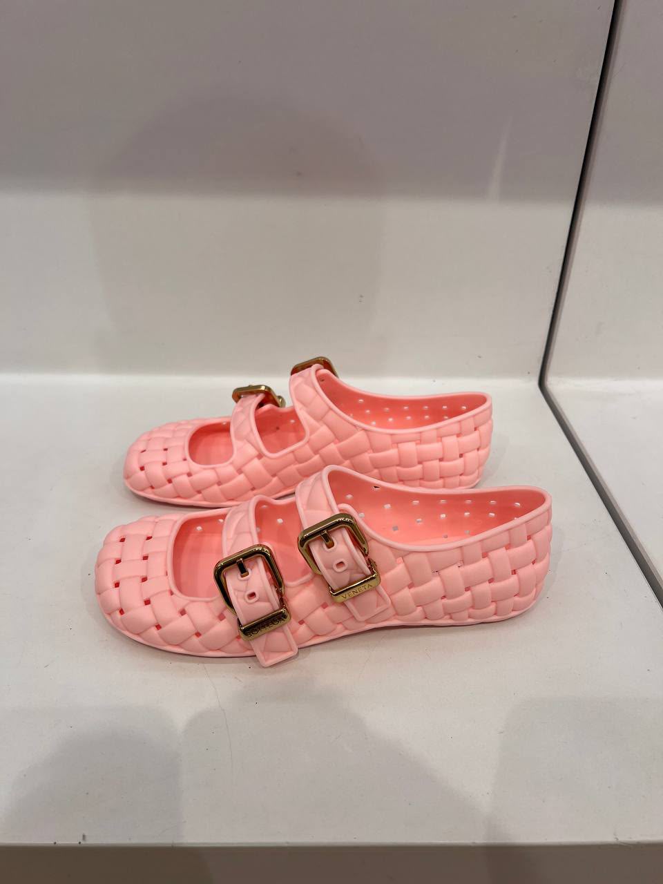 Flash Sandals