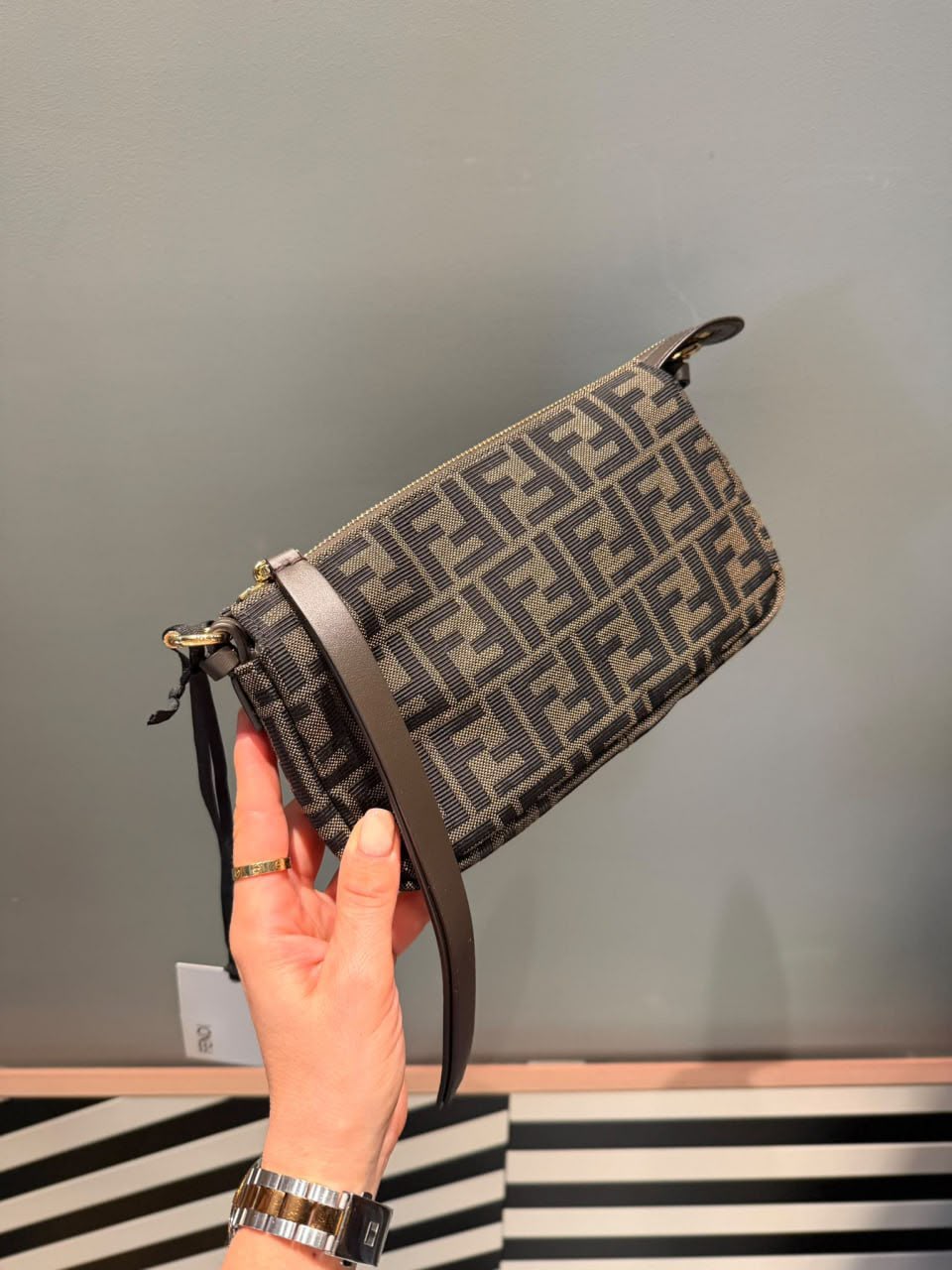 FF Logo Pouch / Crossbody Bag