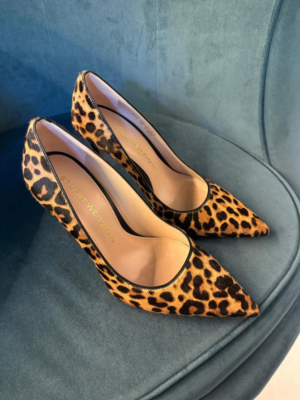 Leopard Print Pointed-Toe Pumps