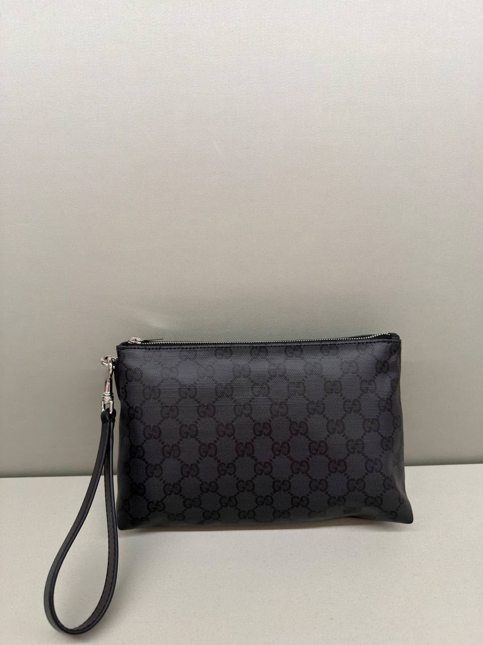 GG Supreme Pouch