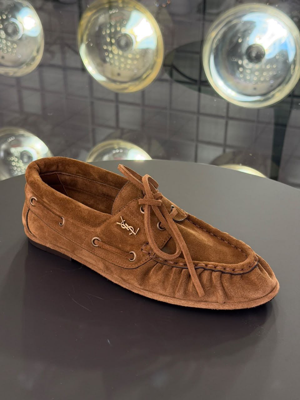 Boat Shoes in Suede