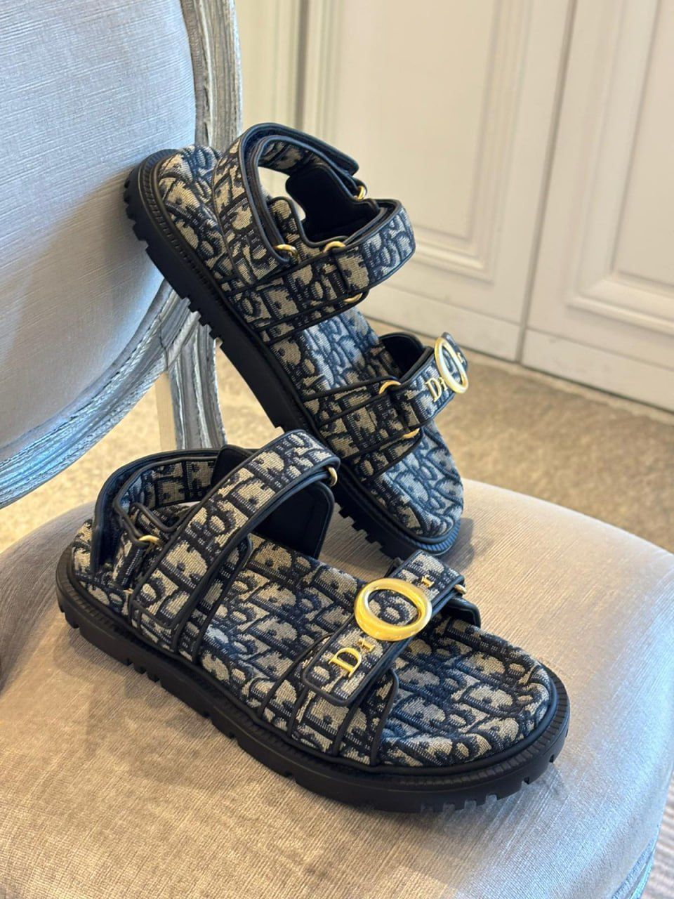 Act Sandal