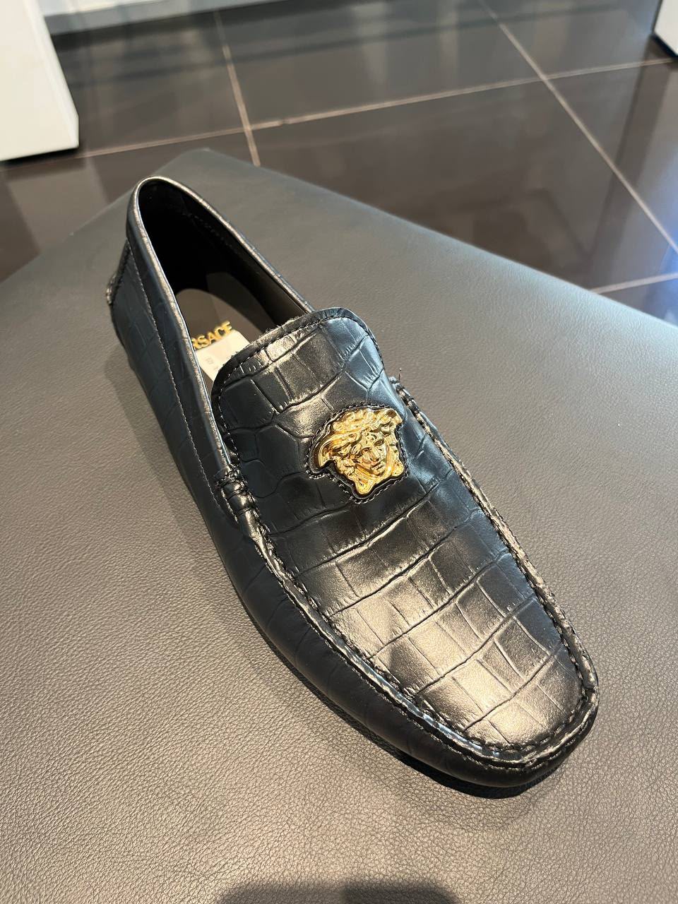 La Medusa Crocodile-Effect Loafers