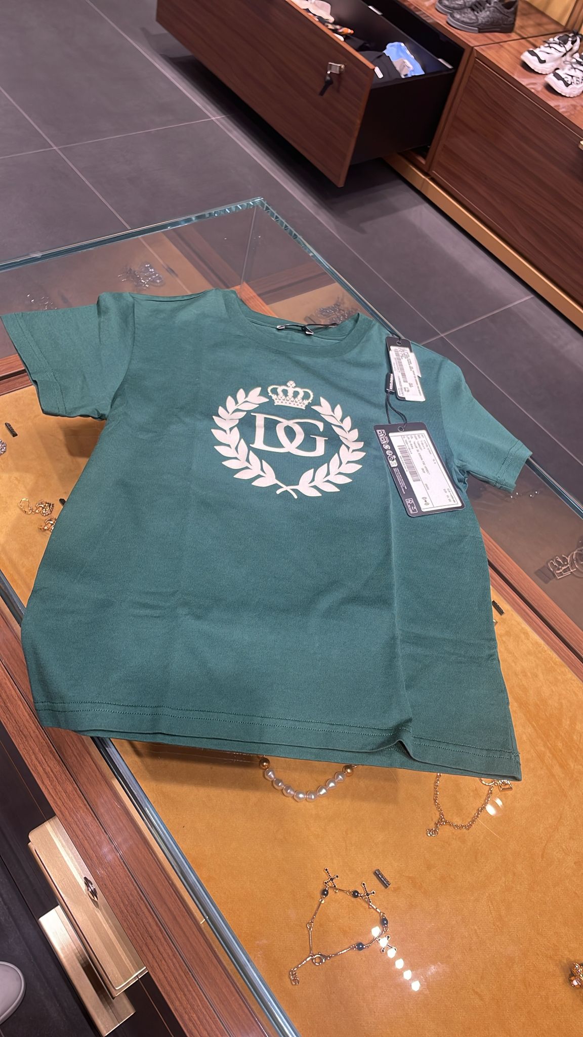 Cotton poplin shirt with logo plate