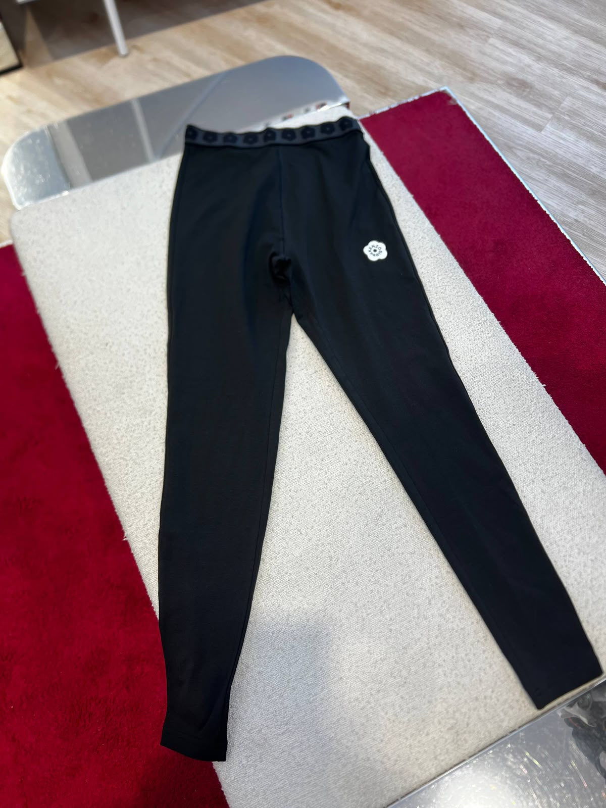 Paris Flower Logo Leggings