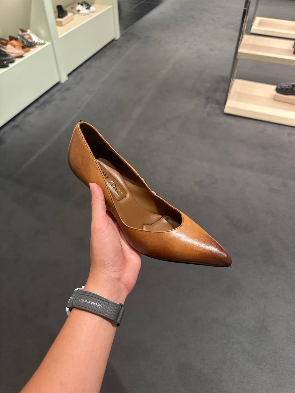 Leather Pumps