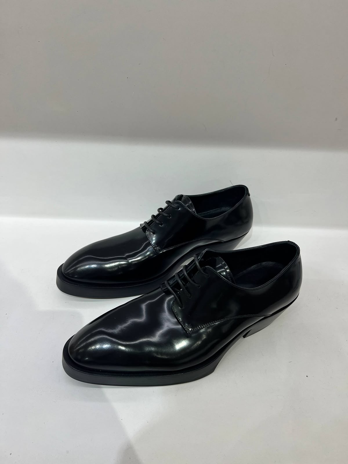 Derby shoes